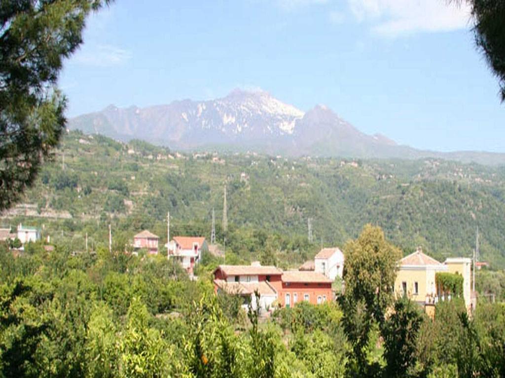 Baglio Delle Rose Bed & Breakfast Giarre Exterior photo